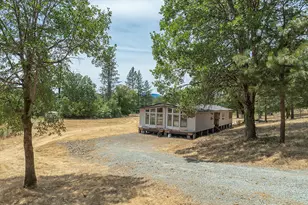 5478 Monument Dr, Grants Pass, OR 97526 - Photo 1