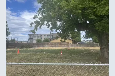 391 W 1st Street, Prineville, OR 97754 - Photo 1