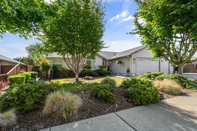 2025 SW Colorado Lane, Grants Pass, OR 97527 - Photo 1