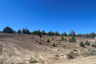 5600 SE Seneca Rd, Prineville, OR 97754 - Photo 1