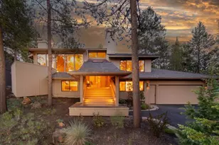 57690 Yellow Pine Ln, Sunriver, OR 97707 - Photo 1