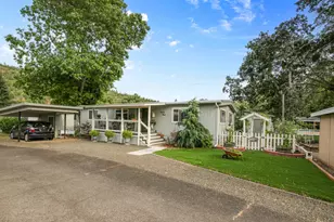 7 Brophy Way, Shady Cove, OR 97539 - Photo 1