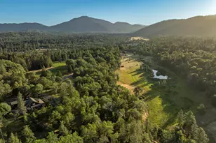 250 Mountain Pine Dr, Grants Pass, OR 97526 - Photo 1