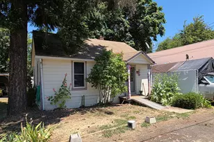 235 Gilbert Ave, Glendale, OR 97442 - Photo 1