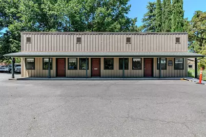 933 N 5th Street, Jacksonville, OR 97530 - Photo 1