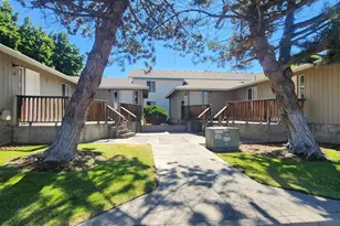 63 NW 7th St, Madras, OR 97741 - Photo 1