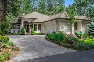 60841 Willow Creek Loop, Bend, OR 97702 - Photo 1