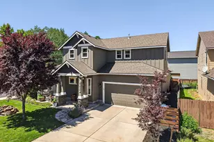 61925 SE Lorrin Pl, Bend, OR 97702 - Photo 1