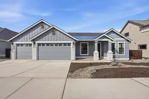 1367 NW Ochoa Dr, Bend, OR 97703 - Photo 1
