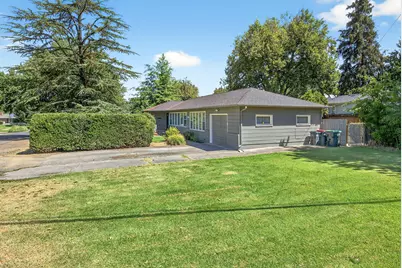 400 N Keene Way Drive, Medford, OR 97504 - Photo 1