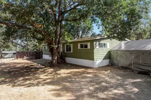 939 Foots Creek Rd, Gold Hill, OR 97525 - Photo 1