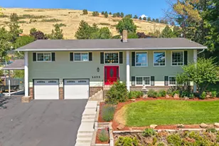 2003 Kimberly Dr, Klamath Falls, OR 97603 - Photo 1