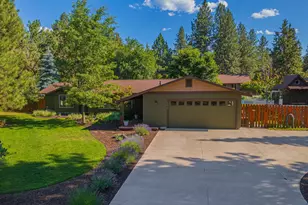21035 Pinehaven Ave, Bend, OR 97702 - Photo 1