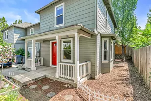 835 Blackberry Ln, Ashland, OR 97520 - Photo 1