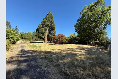 2547 Elk Lane, Grants Pass, OR 97527 - Photo 1