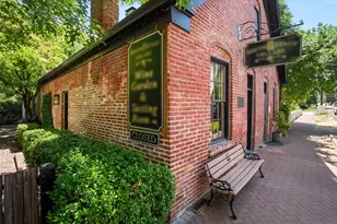 125 S 3rd St, Jacksonville, OR 97530 - Photo 1