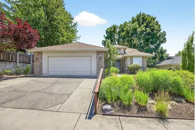 3218 Larue Drive, Medford, OR 97504 - Photo 1