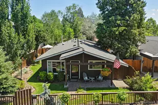 820 NW 12th St, Bend, OR 97703 - Photo 1