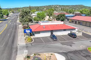 212 NE Revere Ave, Bend, OR 97701 - Photo 1