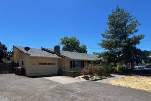 1812 Roberts Rd, Medford, OR 97504 - Photo 1