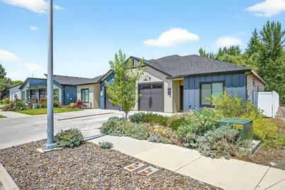 756 Terrazzo Way, Medford, OR 97501 - Photo 1