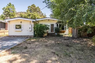 834 NE 11th St, Bend, OR 97701 - Photo 1