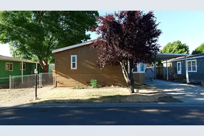 676 Brandi Way, Eagle Point, OR 97524 - Photo 1