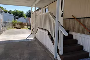 432 Ashwood Dr, Grants Pass, OR 97526 - Photo 1