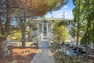 250 Pine Ridge Dr, Grants Pass, OR 97527 - Photo 1