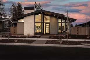 3326 NW Leavitt Ln, Bend, OR 97703 - Photo 1