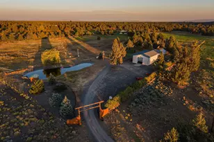 21241 Zodiac Ln, Bend, OR 97703 - Photo 1