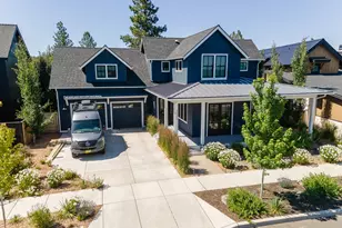 3022 NW Tharp Ave, Bend, OR 97703 - Photo 1