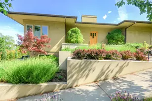 160 Nob Hill St, Ashland, OR 97520 - Photo 1