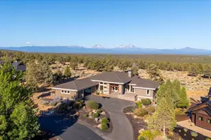 425 Scenic Ridge Ct, Redmond, OR 97756 - Photo 1