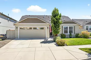 3288 Cheltenham Wy, Medford, OR 97504 - Photo 1