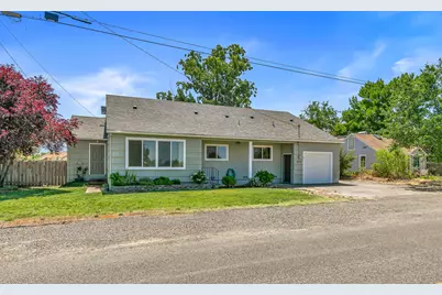 1215 Sweet Road, Medford, OR 97501 - Photo 1