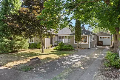 350 Avery Street, Ashland, OR 97520 - Photo 1