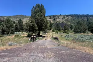 Hwy 97 N, Chiloquin, OR 97624 - Photo 1