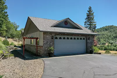 24 Quail Run Drive, Shady Cove, OR 97539 - Photo 1