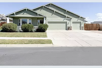 899 NE Cobblestone Court, Prineville, OR 97754 - Photo 1