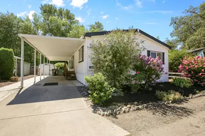 21 Brophy Way #UNIT 33, Shady Cove, OR 97539 - Photo 1