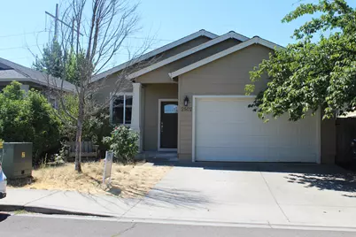 2502 Agate Meadows Drive, White City, OR 97503 - Photo 1