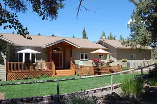 69428 Lake Dr, Sisters, OR 97759 - Photo 1