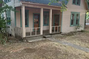 684 5th Ave, Gold Hill, OR 97525 - Photo 1