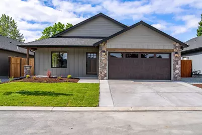 1015 River Mist Lane, Grants Pass, OR 97527 - Photo 1