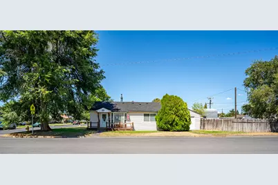 1245 SW Kalama Avenue, Redmond, OR 97756 - Photo 1