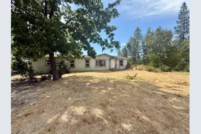 5250 Redwood Avenue, Grants Pass, OR 97527 - Photo 1