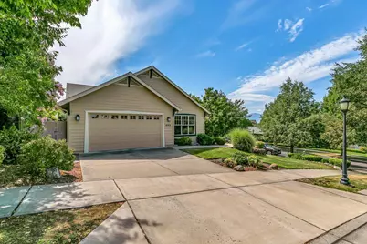 443 Stanford Avenue, Medford, OR 97504 - Photo 1