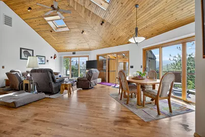 899 Timberlake Drive, Ashland, OR 97520 - Photo 1