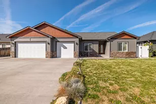 6404 Ventura Dr, Klamath Falls, OR 97603 - Photo 1